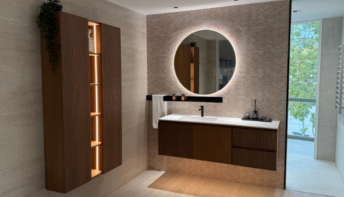 Mueble de baño con elementos de cristal resistente a la humedad